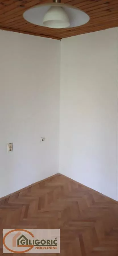 Prištinska | 4zida.rs
