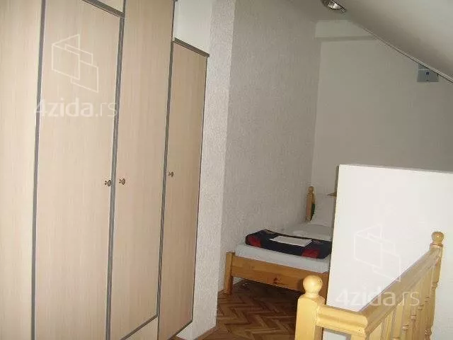 Turistički objekat | 4zida