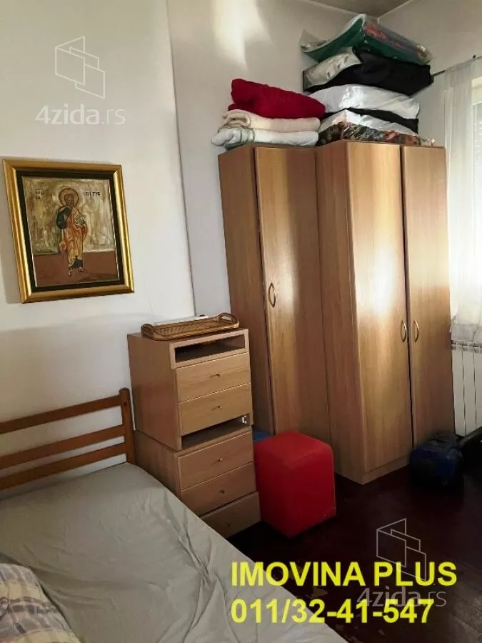 Četvoroiposoban stan | 4zida