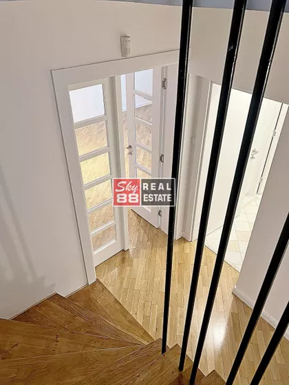 Činovnička Kolonija | 4zida.rs