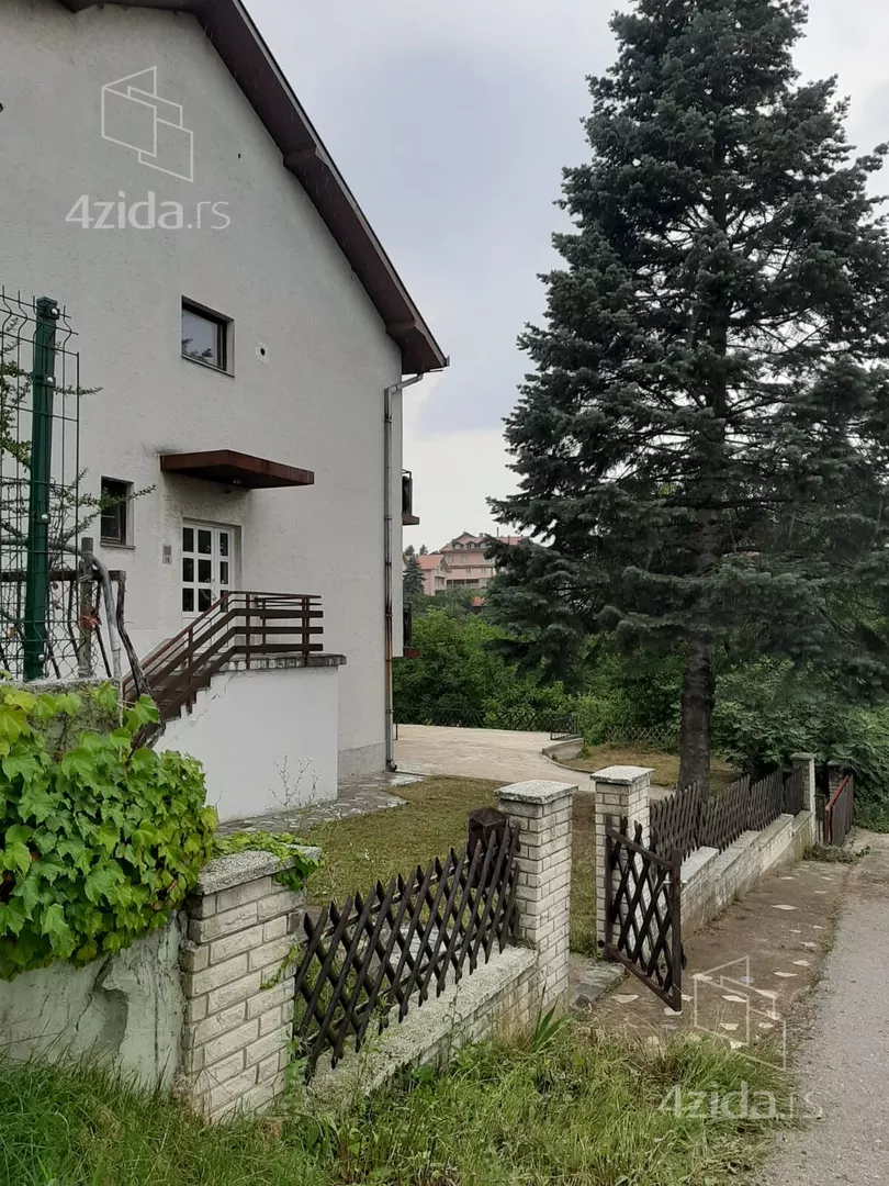 3-etažna kuća | 4zida