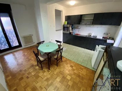 Gradske lokacije | 4zida.rs