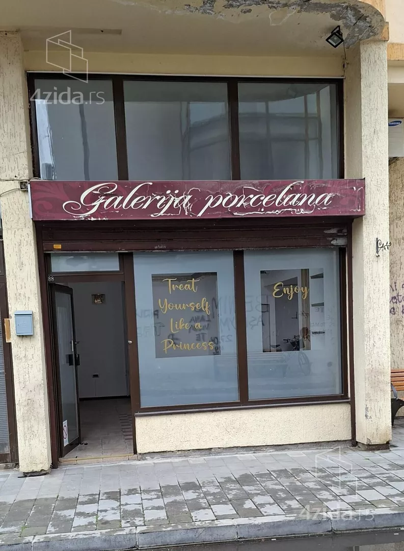 Poslovni prostor | 4zida