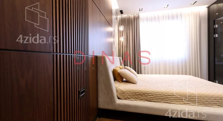 Petosoban stan | 4zida