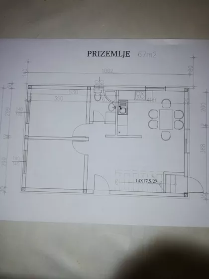 Stari Banovci | 4zida.rs