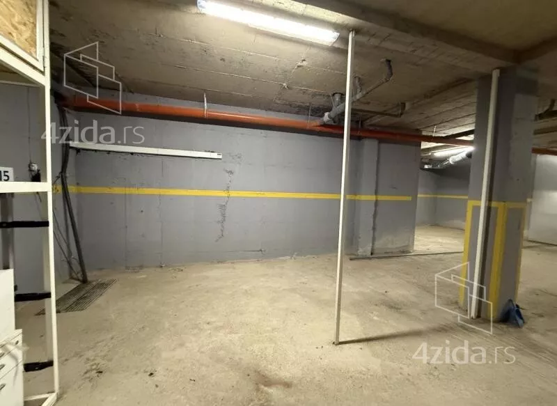 Garaža | 4zida