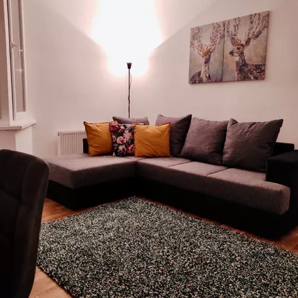 Vjekoslava Kovača | 4zida.rs