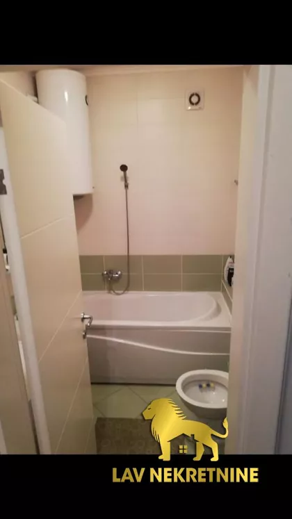BULEVAR CARA LAZARA | 4zida.rs