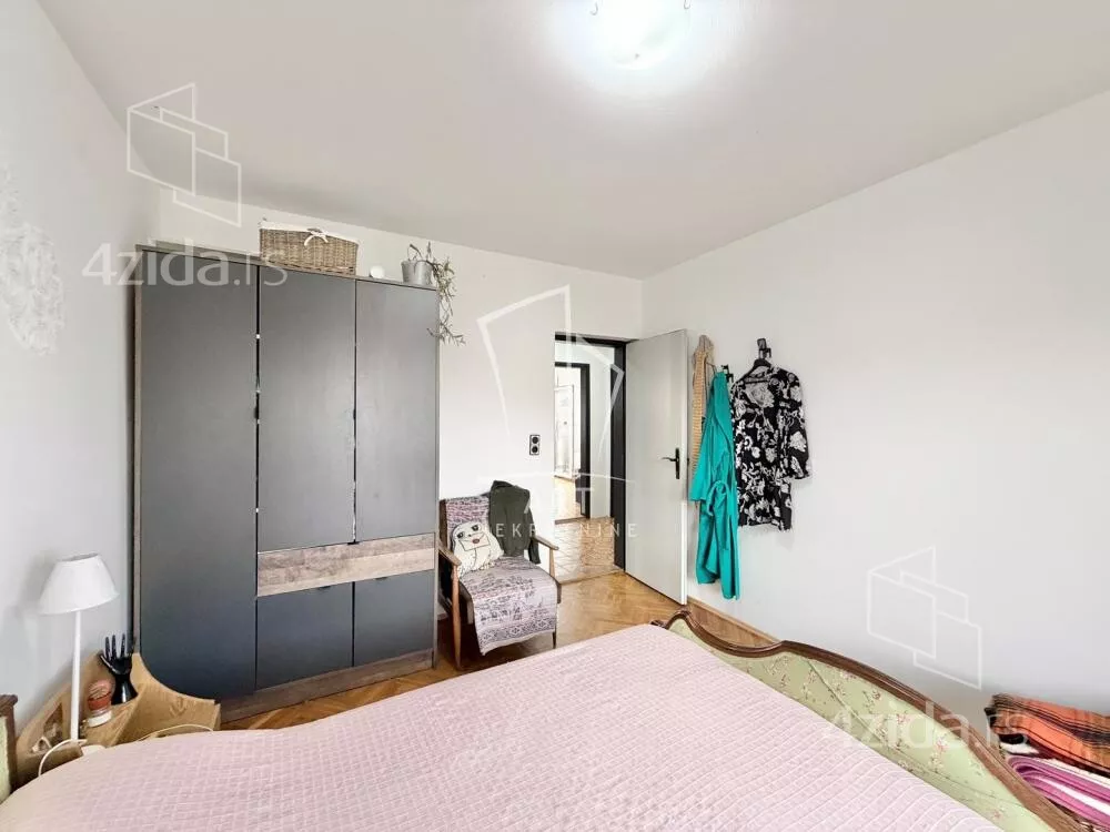 4-etažna kuća | 4zida