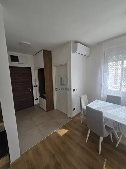 Vojvode Vlahovića | 4zida.rs