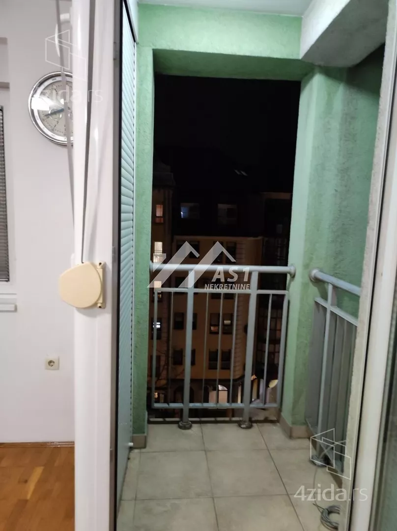 Garsonjera | 4zida