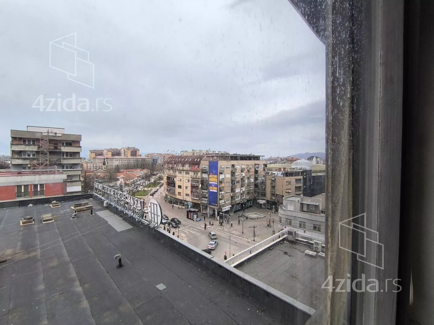 Četvoroiposoban stan | 4zida