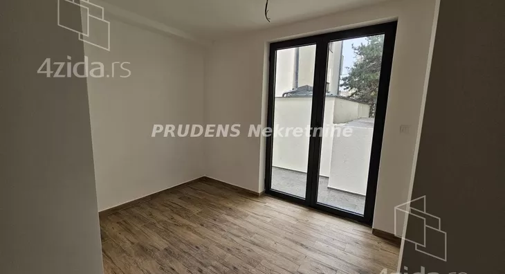 Trosoban stan na prodaju, Prespanska, 245.000€, 102m² - stampaj