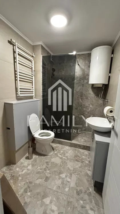 Cara Dušana | 4zida.rs