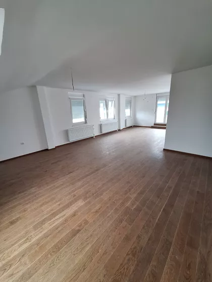 Južni Telep | 4zida.rs