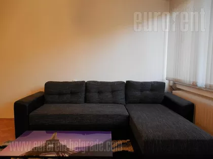 KNEZ MIHAILOVA | 4zida.rs