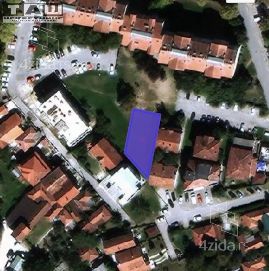 Plac | 4zida