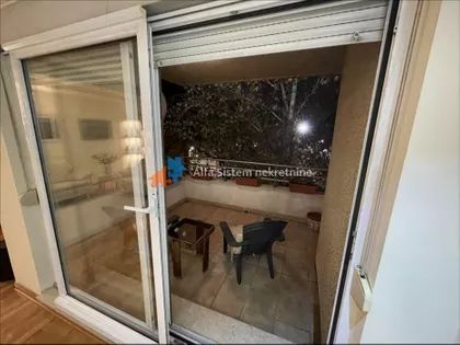 Autokomanda | 4zida.rs