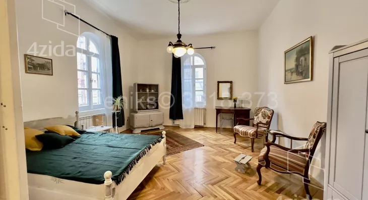 Četvoroiposoban stan | 4zida