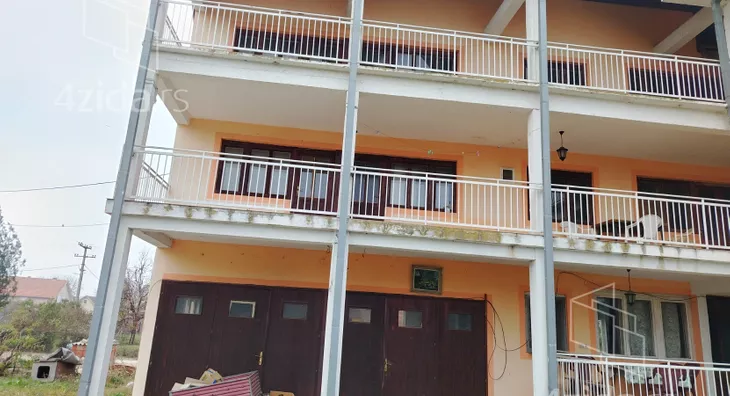 3-etažna kuća | 4zida