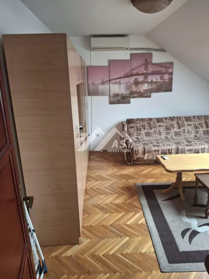 Šumadijska | 4zida.rs