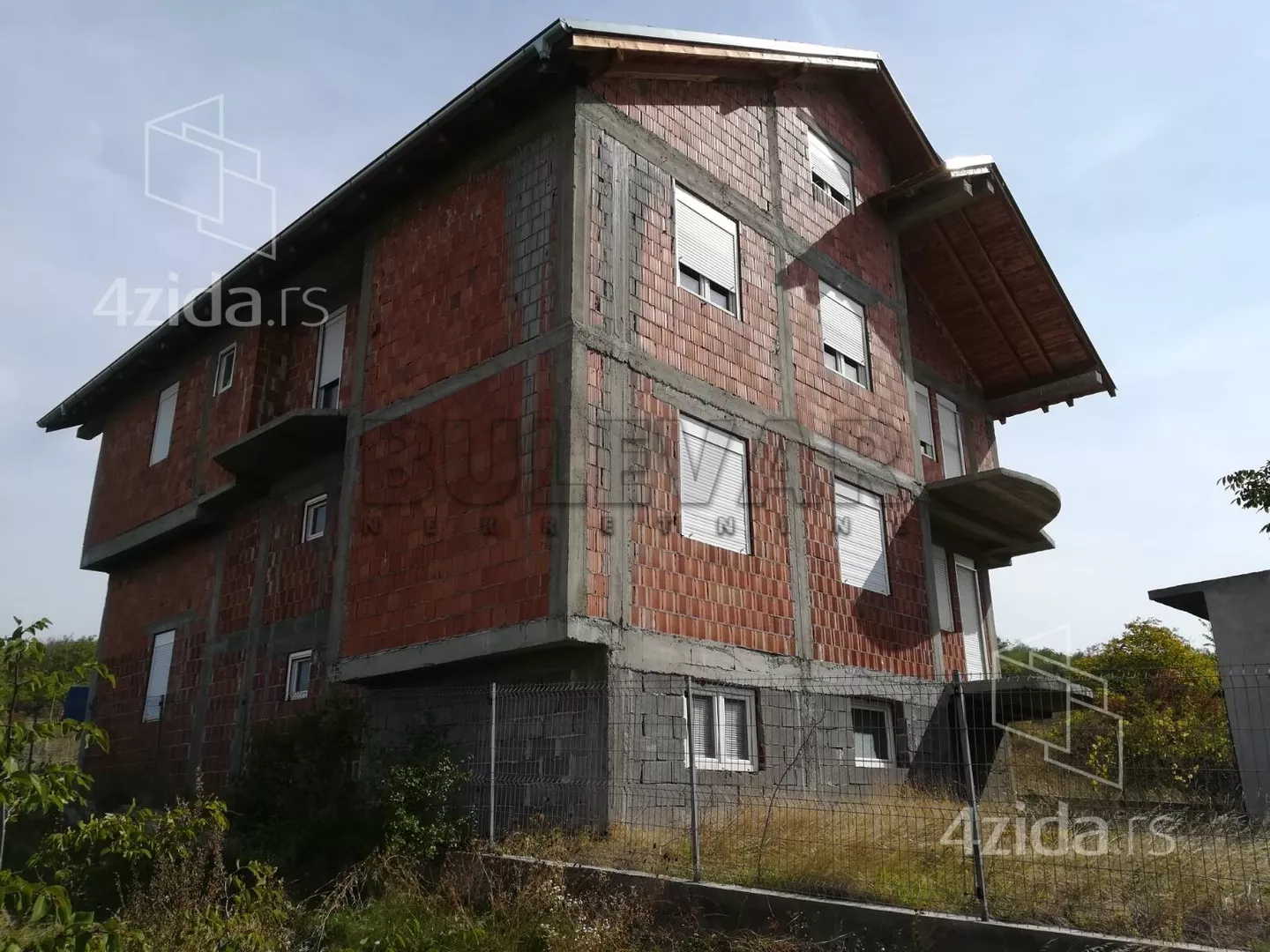 3-etažna kuća | 4zida