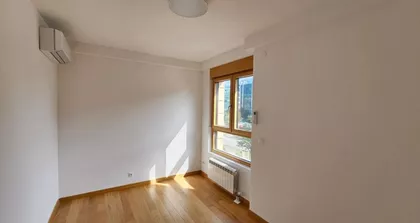 Tadije Sondermajera | 4zida.rs