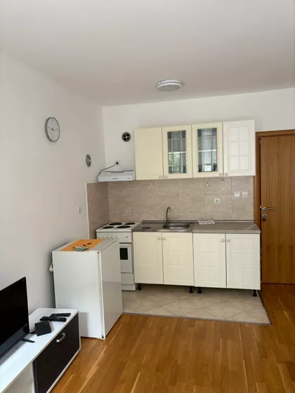 Vuka Karadžića | 4zida.rs