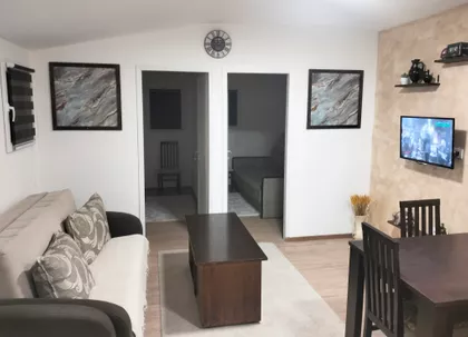 Surčin (mesto) | 4zida.rs