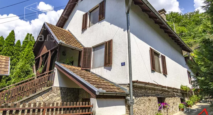 Kuća | 4zida