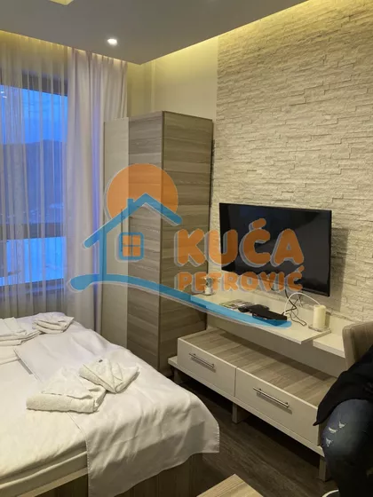 Vikend naselje | 4zida.rs