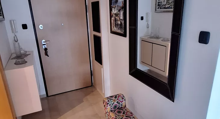 Četvoroiposoban stan | 4zida