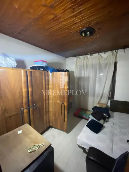 Sutjeska 8 | 4zida.rs