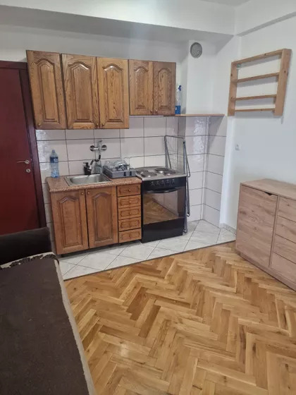 Zmaj Jovina | 4zida.rs