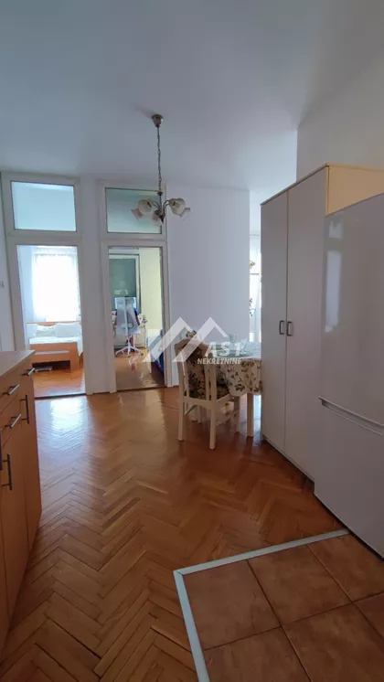 Petra Drapšina | 4zida.rs