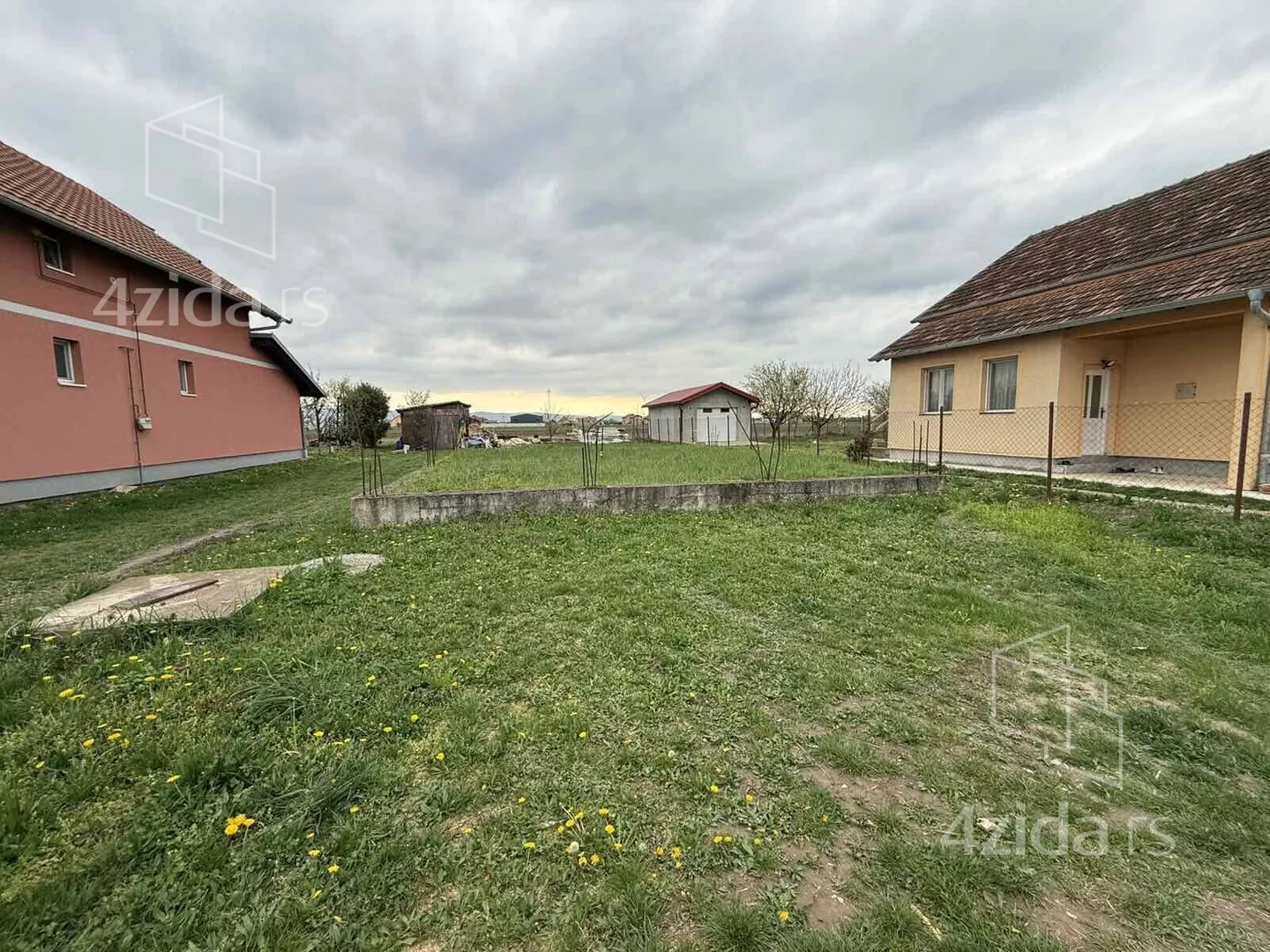 Građevinsko zemljište | 4zida