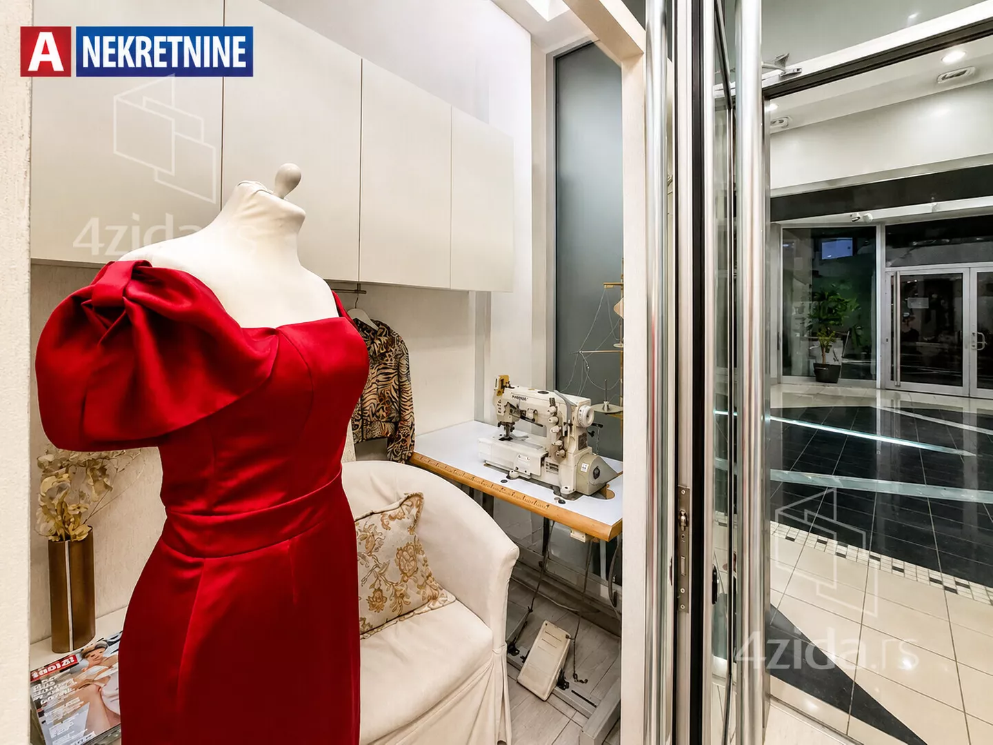 Poslovni prostor | 4zida