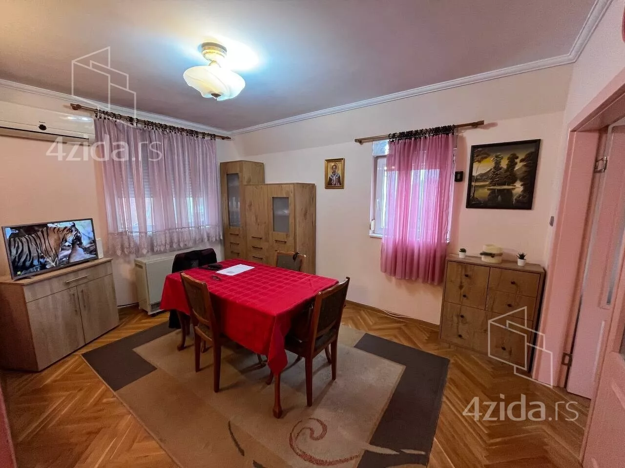 Petosoban stan | 4zida