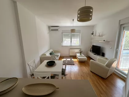 Vojvode Micka Krstića 1v | 4zida.rs