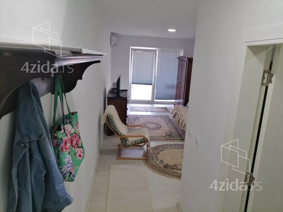 Garsonjera | 4zida