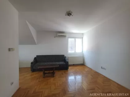 Vašarište | 4zida.rs