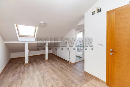 Jahorinska | 4zida.rs