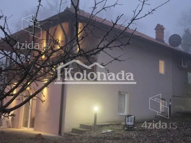 Kuća | 4zida