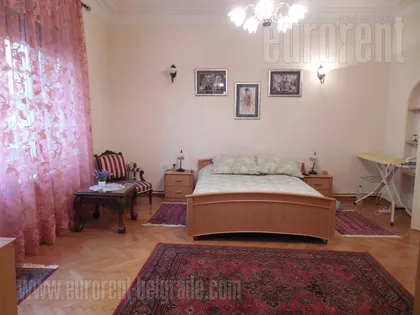 TRG REPUBLIKE | 4zida.rs