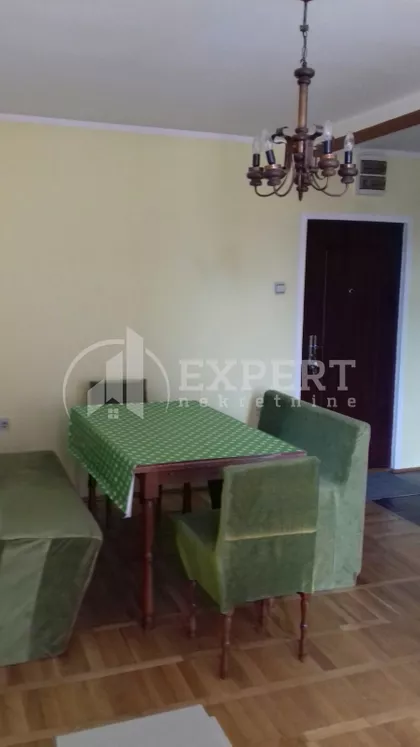 Cara Uroša | 4zida.rs