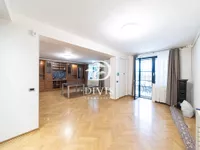 Šestoiposoban stan | 4zida