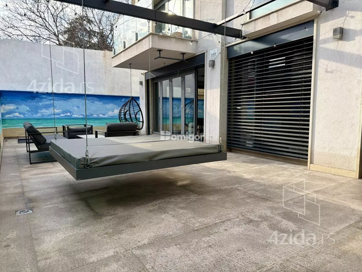 Četvoroiposoban stan | 4zida