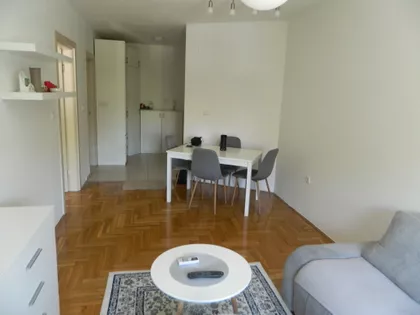 Bulevar Patrijarha Pavla 16B | 4zida.rs