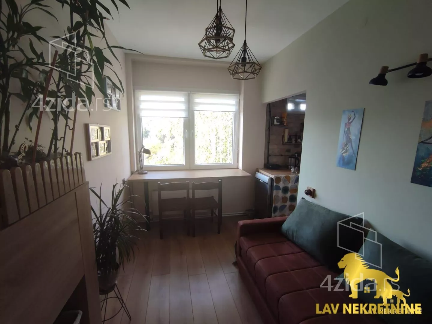 Jednoiposoban stan | 4zida