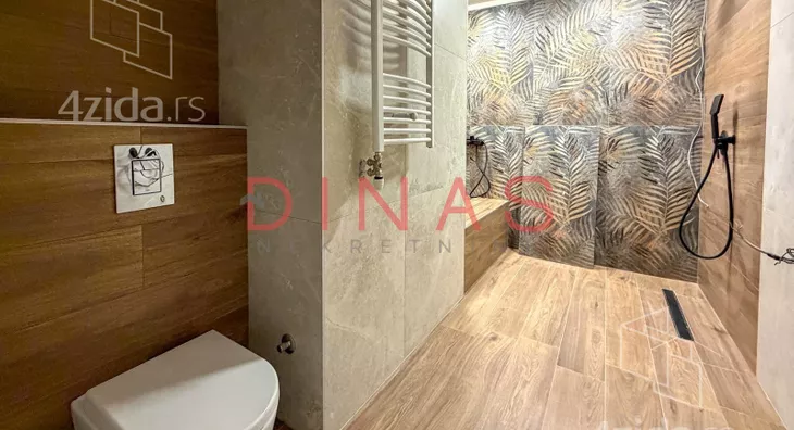 Petosoban stan | 4zida